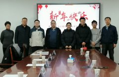 到坚苦及时向员和教员寻求帮帮