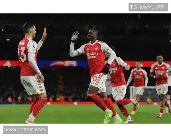 阿森纳与拜仁在中国的精彩对决引发球迷热议与期待